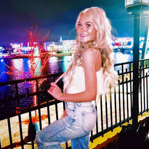 Meet your Posher, Dekayla